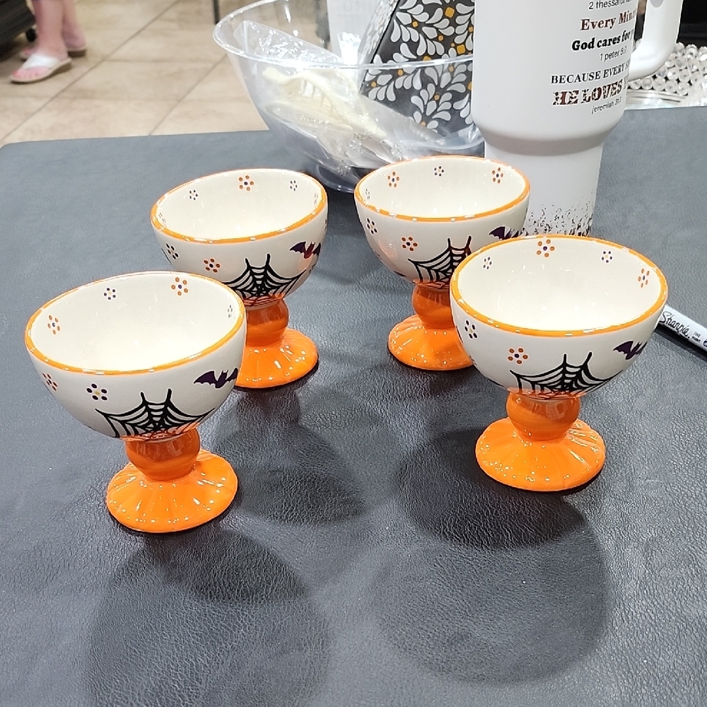 TEMP-TATIONS HALLOWEEN THEMED CERAMIC PEDESTAL CUP SET with SPIDER WEB DESIGN